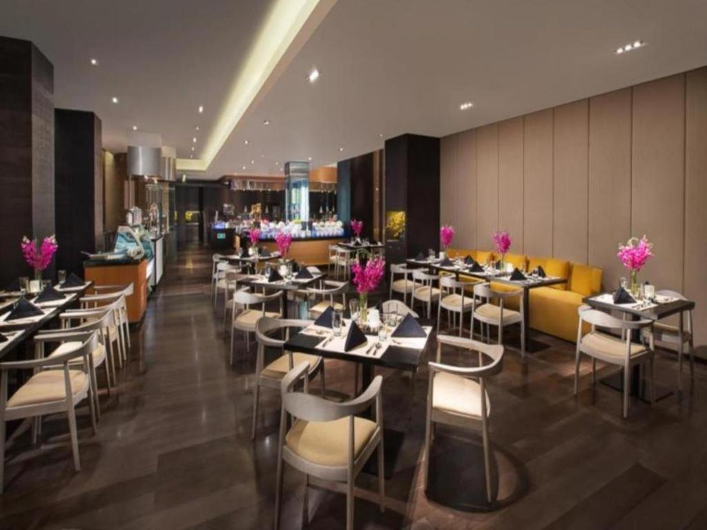 Himalayas Qingdao Hotel Екстериор снимка