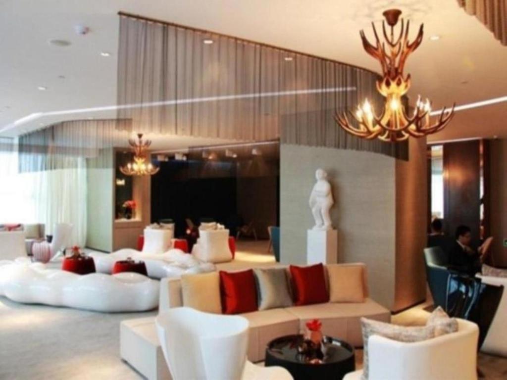Himalayas Qingdao Hotel Екстериор снимка