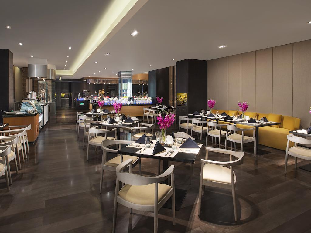 Himalayas Qingdao Hotel Екстериор снимка